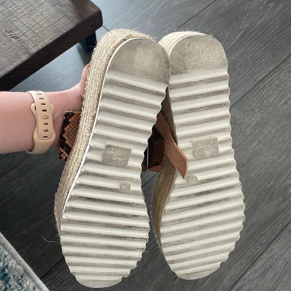 Crown Vintage Espadrille Wedges - Size 9 - Snake Ankle Strap Platform Sandal - Picture 11 of 13